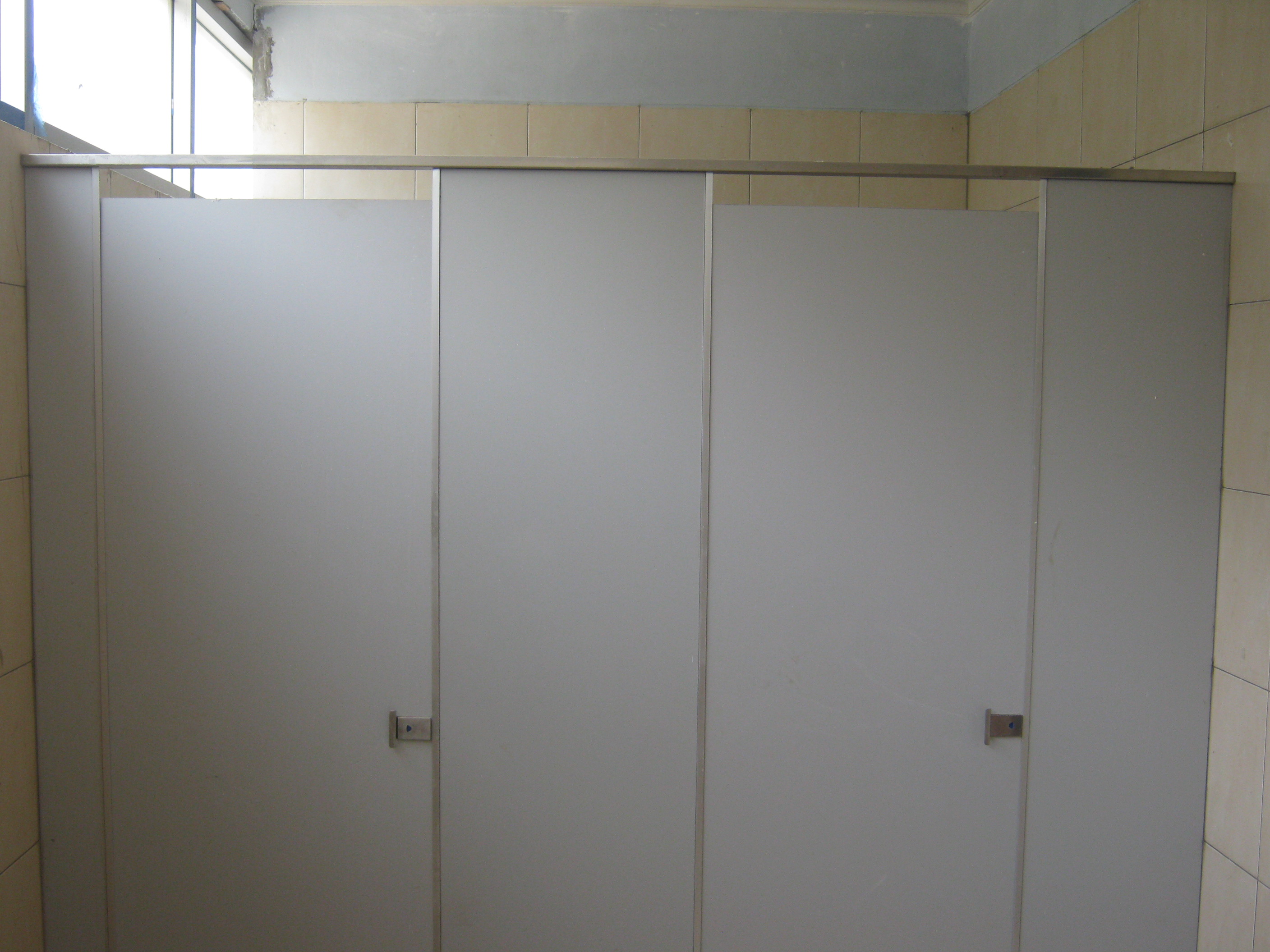 Cubicle Toilet Pulomas